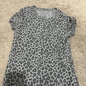 Cheetah print tee